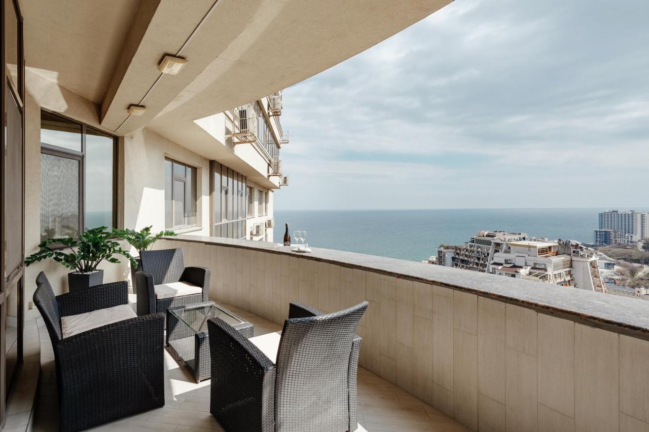 Feeria Apartment Odesa Exterior foto